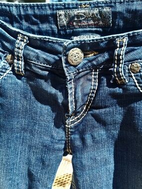 Silver Jeans Women’s Dark Blue Denim Jeans